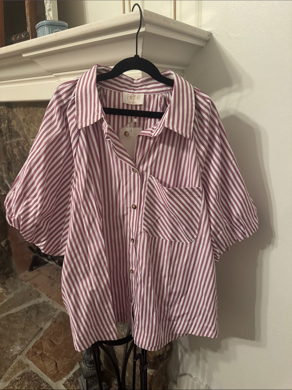 Fate Purple & White Button Down
Collared Shirt Balloon Puff
Sleeve Womens Medium